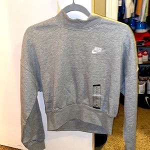 Nike Cropped Mock Crewneck